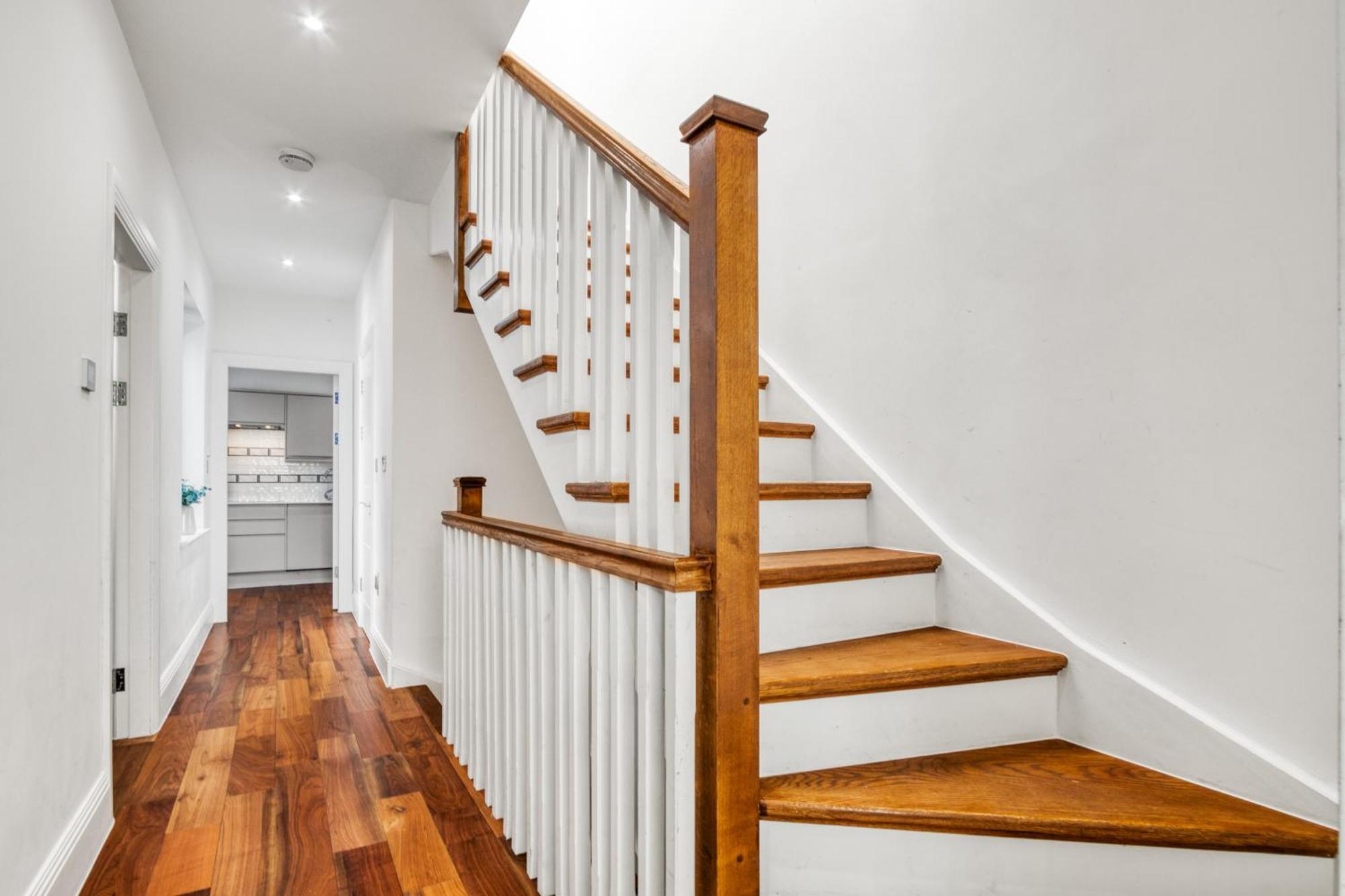 Elegant & Spacious House 3br 3ba Balcony Patio Appartamento