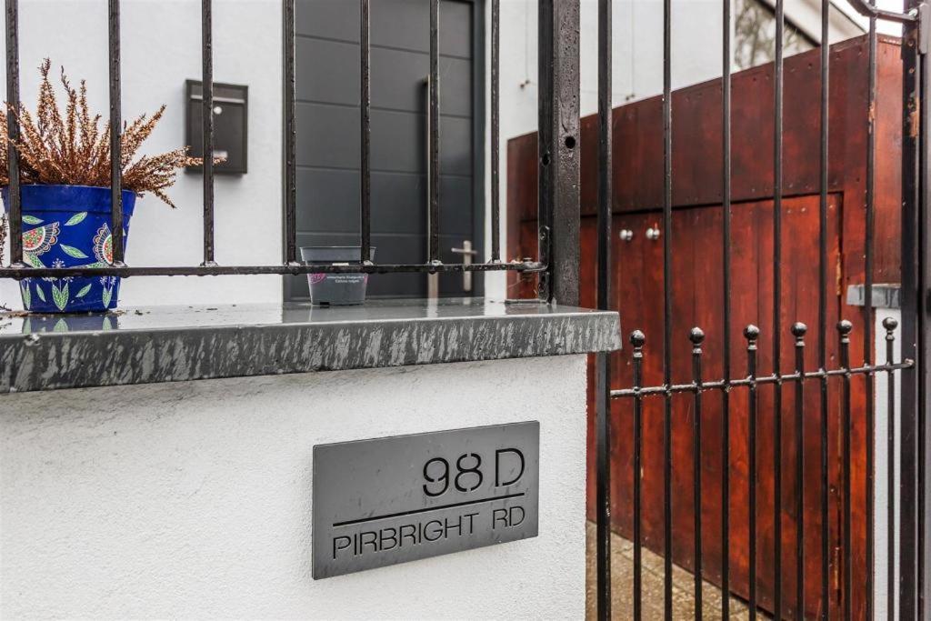 Elegant & Spacious House 3br 3ba Balcony Patio Appartamento *